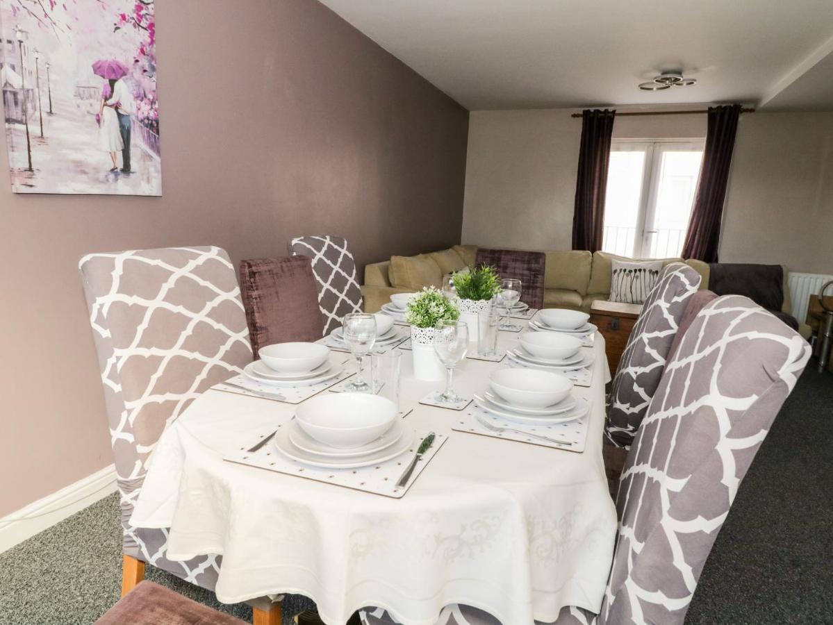 9 Navigation Square Villa Skipton Bagian luar foto