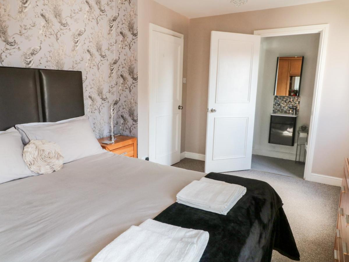 9 Navigation Square Villa Skipton Bagian luar foto